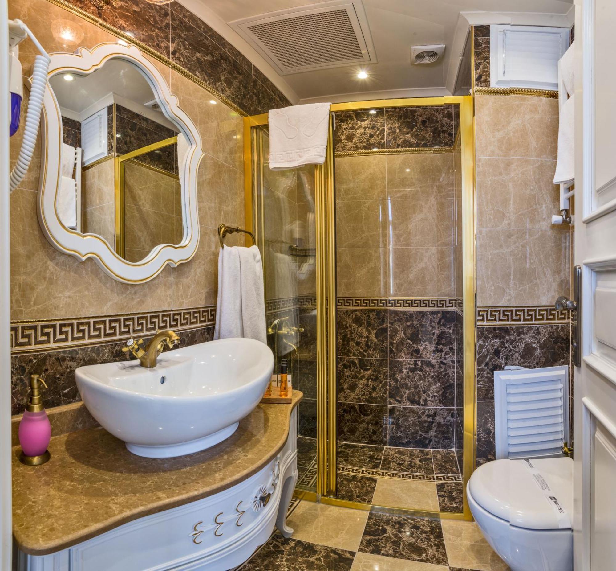 Iq Hotel Istanbul Ngoại thất bức ảnh